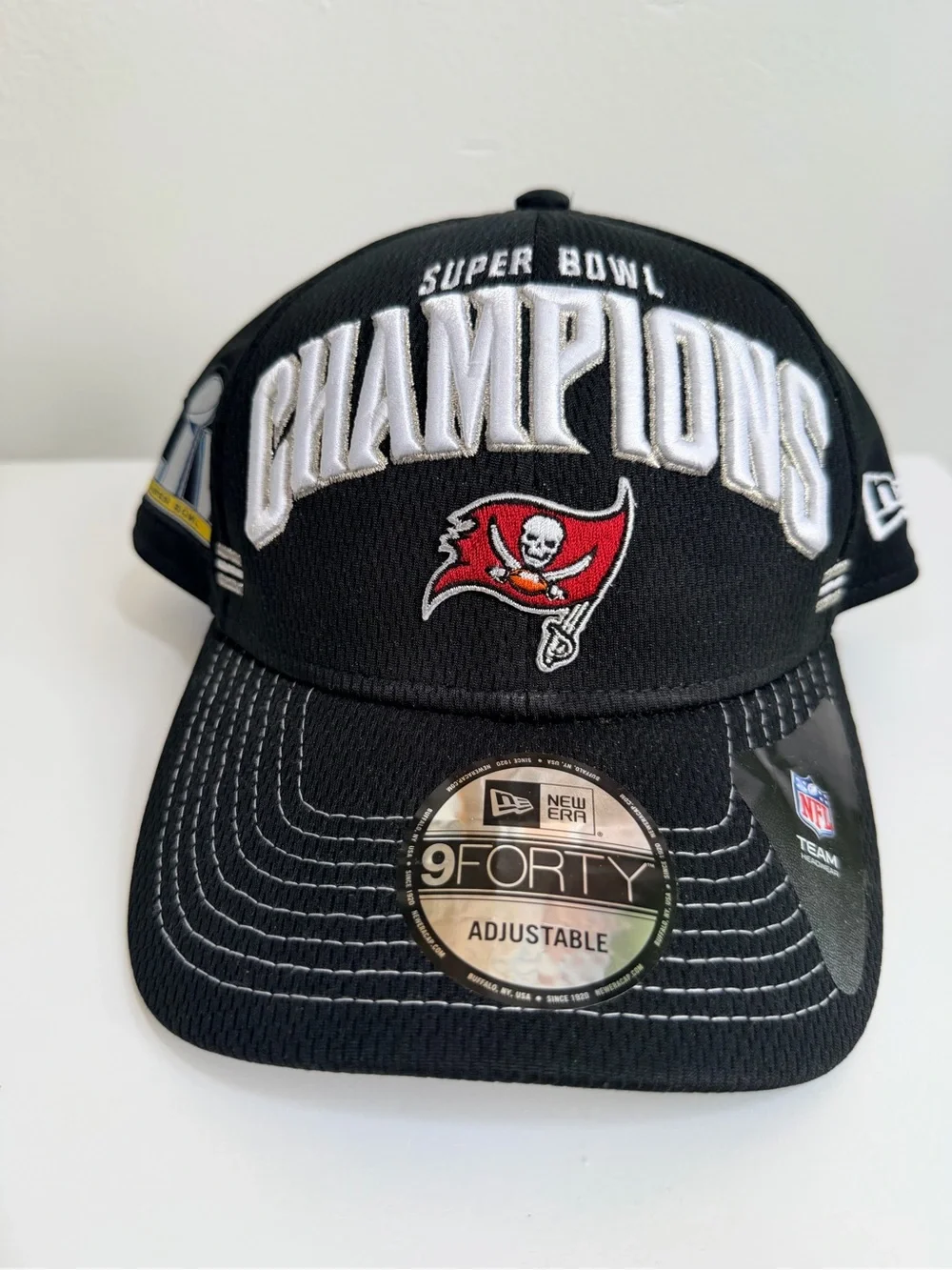 New Era Black Tampa Bay Buccaneers Super Bowl Champions 9FORTY Hat